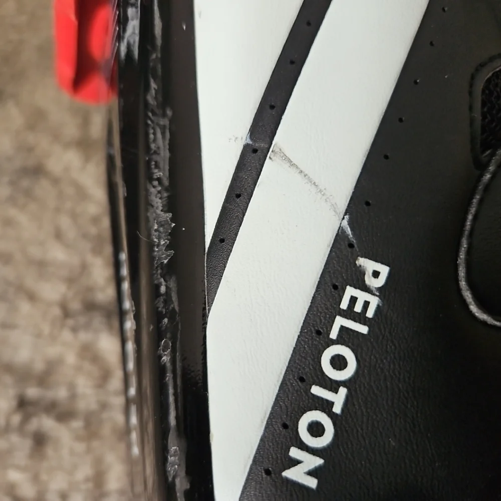 Peloton Unisex Black And Red Indoor Outdoor Cycling Clip In Shoe 40